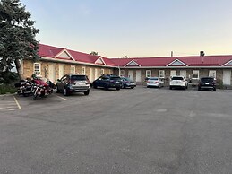 Tulip Motel