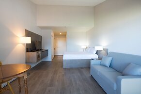 Sand Pebbles Inn