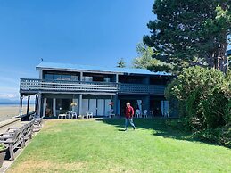 Sand Pebbles Inn