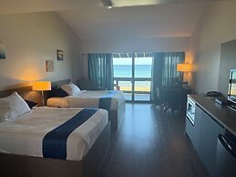 Sand Pebbles Inn