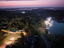 Wilderness Tours Rafting Resort