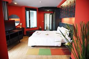 The Sez Hotel