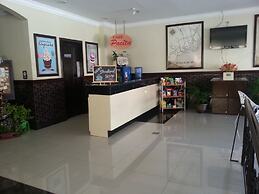 Crown Port View Hotel