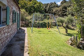 Boutique Villa Petra Eleni