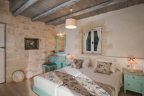 Boutique Villa Petra Eleni