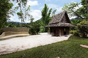 Baan Kaew Mongkorn