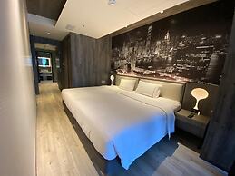 The Perkin Hotel