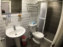 Corner Inn