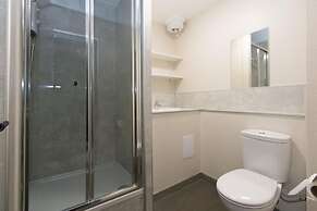 Destiny Student Meadow Court - Campus Accommodation