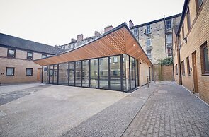 Destiny Student Meadow Court - Campus Accommodation
