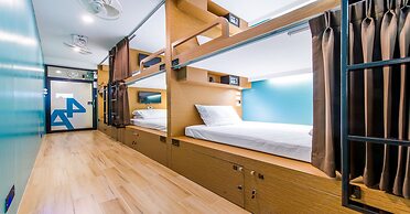 Matchbox Bangkok Hostel