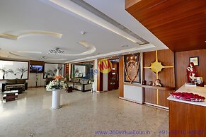 Hotel Seven Hills Tower