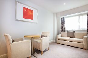 White Hart Hotel & Apartments