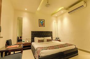Jullundur Hotel