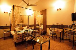 Jullundur Hotel