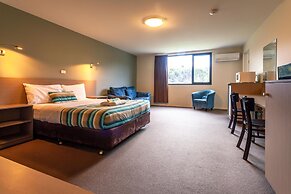 Kingston Hotel