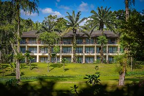 Dusit Thani Krabi Beach Resort