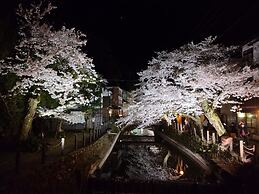 Tsukimotoya Ryokan