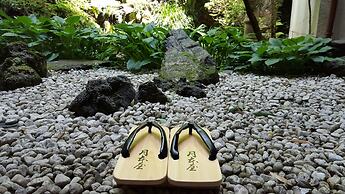 Tsukimotoya Ryokan