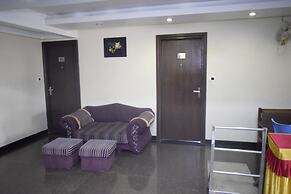 Hotel Tamizh Park