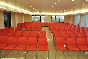 Hotel Tamizh Park