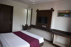 Hotel Tamizh Park