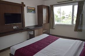 Hotel Tamizh Park