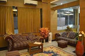 Hotel Tamizh Park