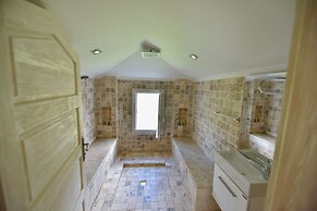 Orino Suites