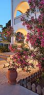 Chrysiida Luxury Suites