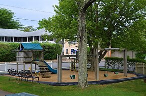 Edgartown Commons