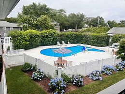 Edgartown Commons