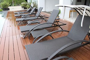 Ocean Suites Boutique Hotel