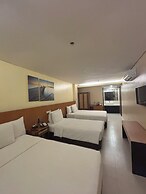 Ocean Suites Boutique Hotel