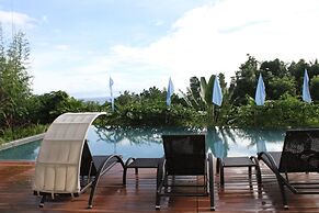 Ocean Suites Boutique Hotel