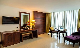 Sabaidee at Lao Hotel