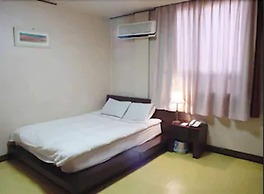 Youngbin Hotel