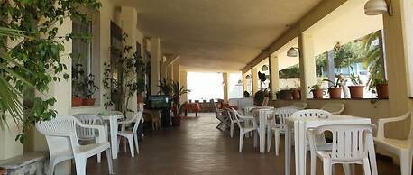 Hotel 106