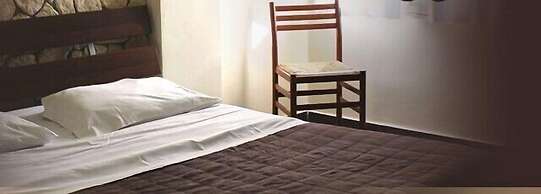 Hotel 106