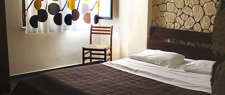 Hotel 106