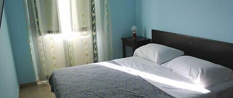Hotel 106