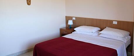 Hotel 106