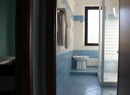 Hotel 106