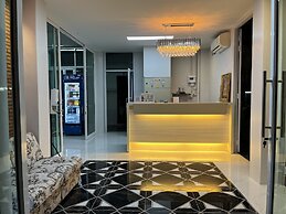 Papangkorn House