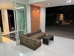Papangkorn House