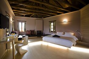 Kipi Suites