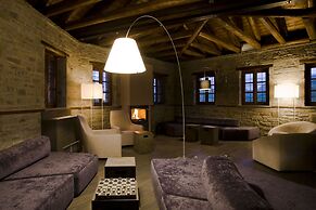 Kipi Suites