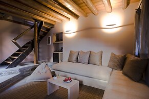 Kipi Suites