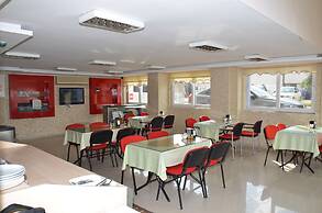 Ozturk Hotel