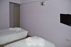 Ozturk Hotel